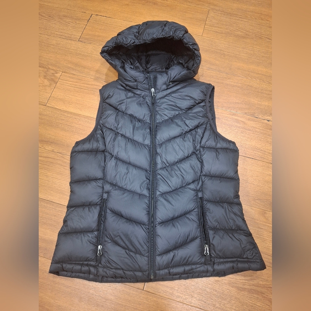 Women's Black Puffer Vest